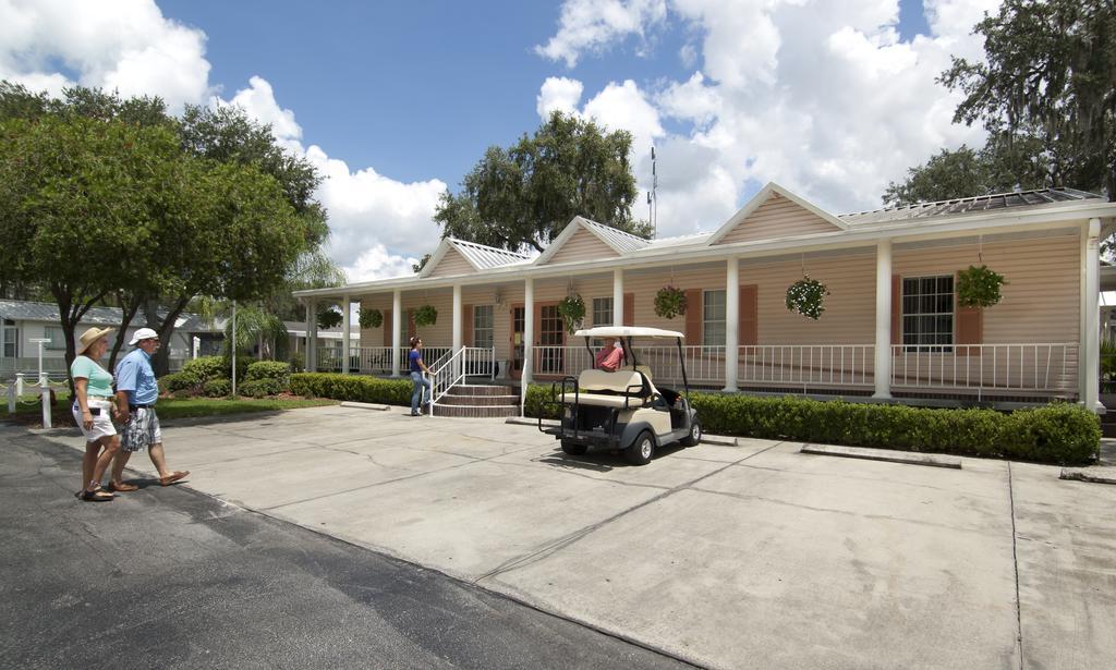 Southern Charm Rv 3*