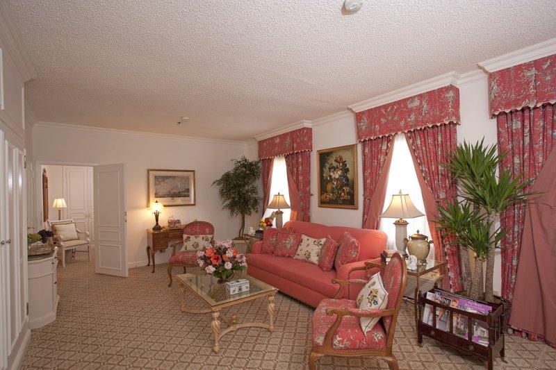 The Chesterfield Palm Hotel