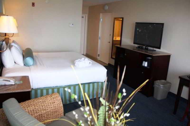 Capt Hirams Resort