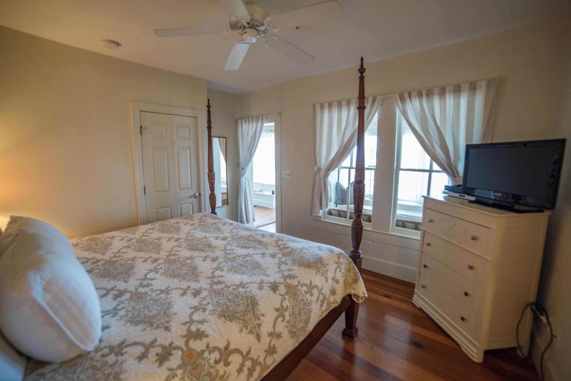 Bed & Breakfast Night Swan Intracoastal New Smyrna Beach