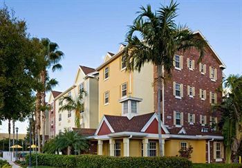 Towneplace By Marriott Miami Airport W Hotel