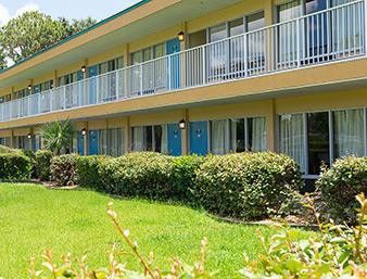 Days By Wyndham Daytona Speedway Daytona Beach