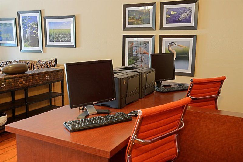 Courtyard By Marriott Lauderdale 3*