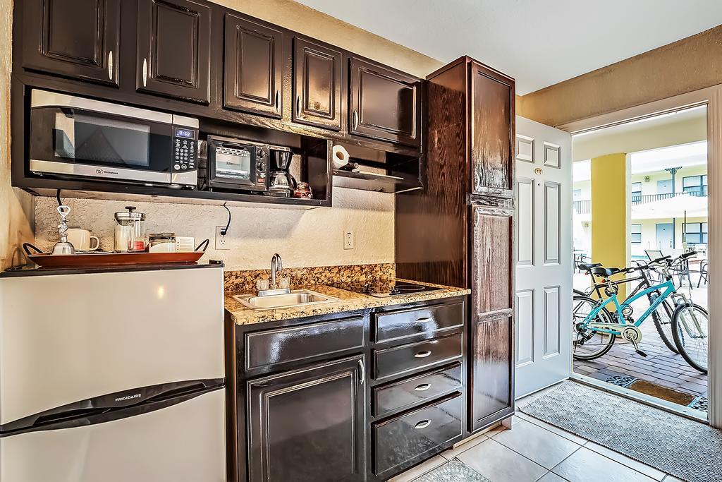 Apartment Royal Orleans Unit 113