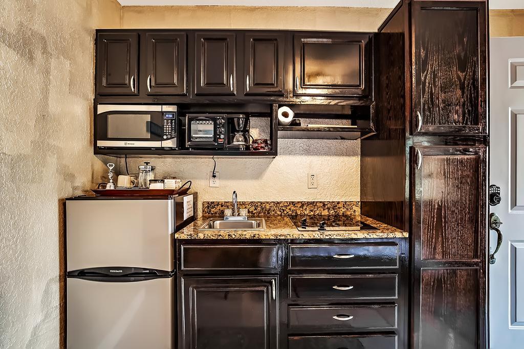 Royal Orleans Unit 113 * Redington Beach