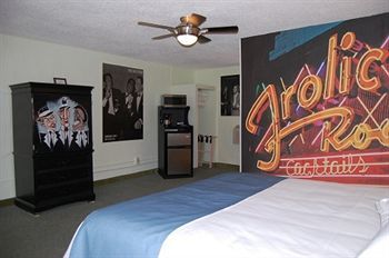 Hotel The Palms 2*