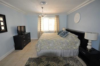 Tropicaire 2* Lauderdale-by-the-Sea