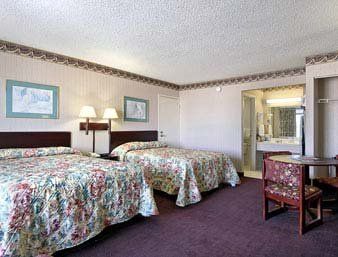 Days By Wyndham St. Petersburg / Tampa Bay Area Pinellas Park