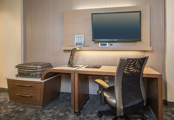 Hotel Courtyard By Marriott Palm