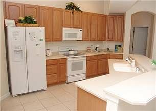 Homes4uu - Area Vacation Rentals- Hotel Kissimmee