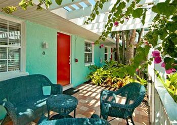 Tropic Isle At Anna Maria Island Hotel