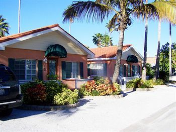 Blue Waters Club Hotel