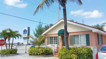 Hotel Blue Waters Club St. Pete Beach