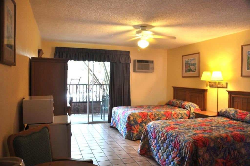 By The Beach - Motel Cocoa Beach