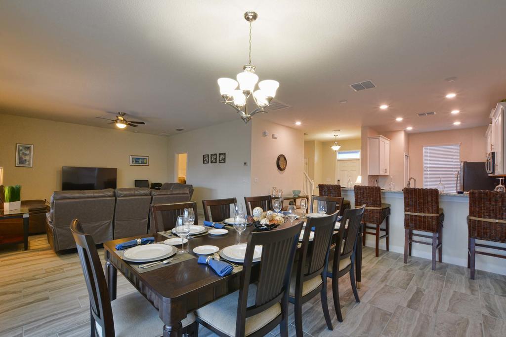 1514 Rolling Fairway Dr Pool Holiday home *
