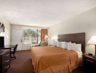 Motel Howard Johnson By Wyndham 2*