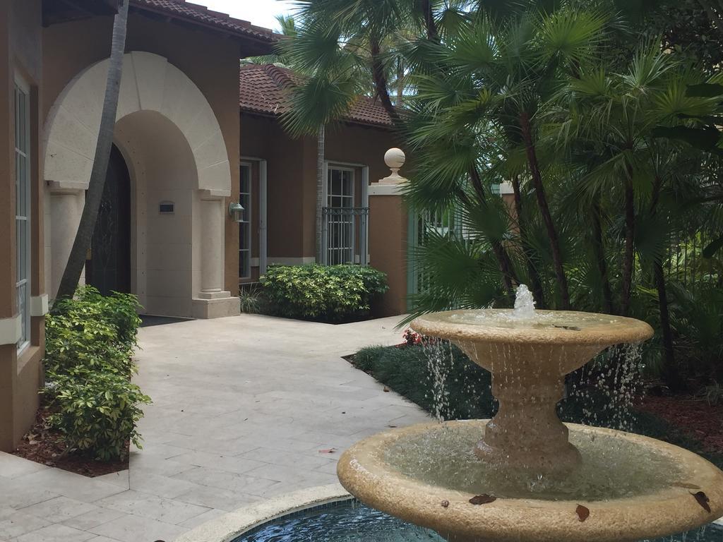 The Nautical! Amazing 3bed 2bath At Yacht Club Apartment Aventura