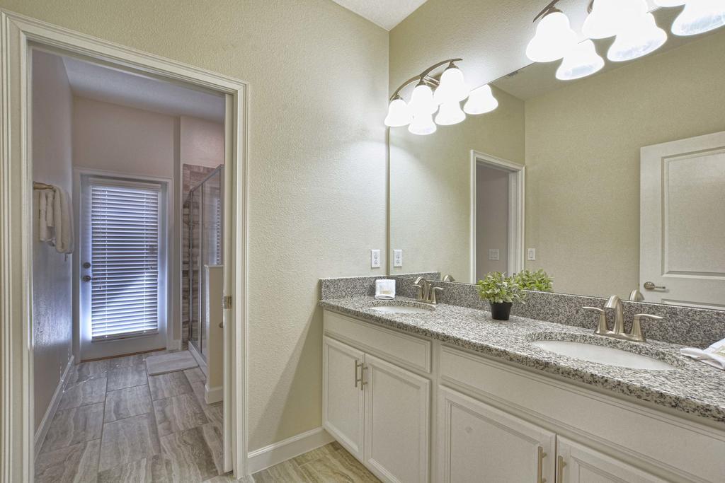 1514 Rolling Fairway Dr Pool Four Corners