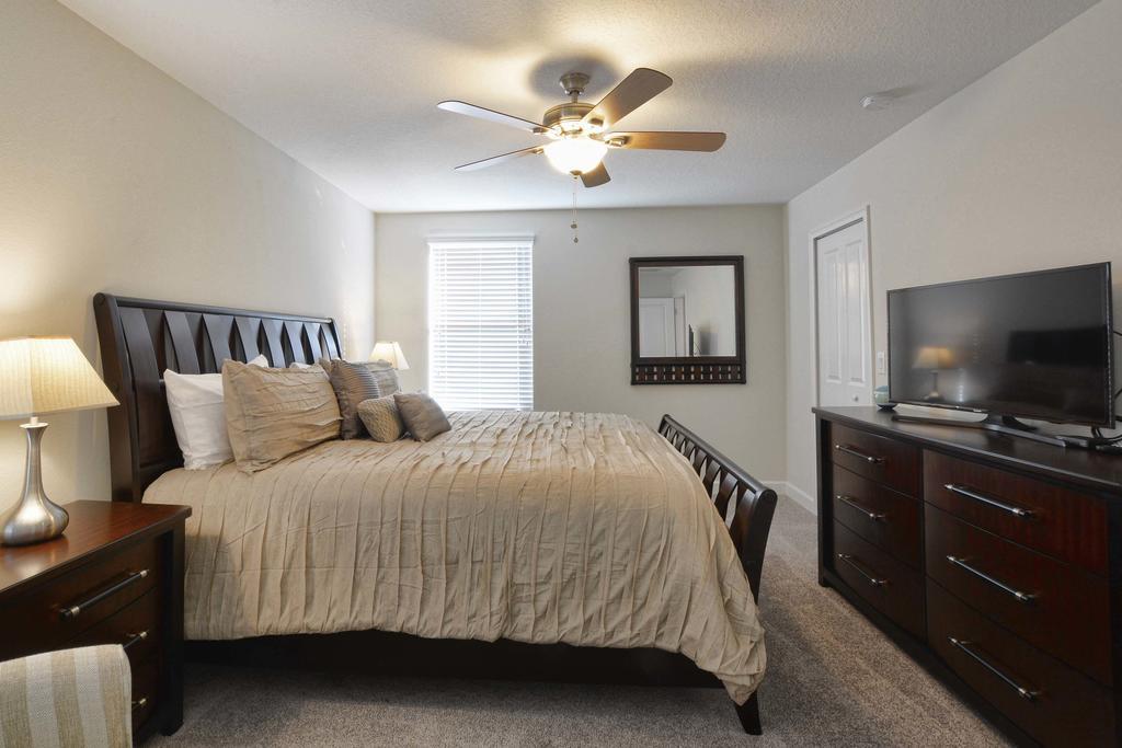 1514 Rolling Fairway Dr Pool Holiday home *