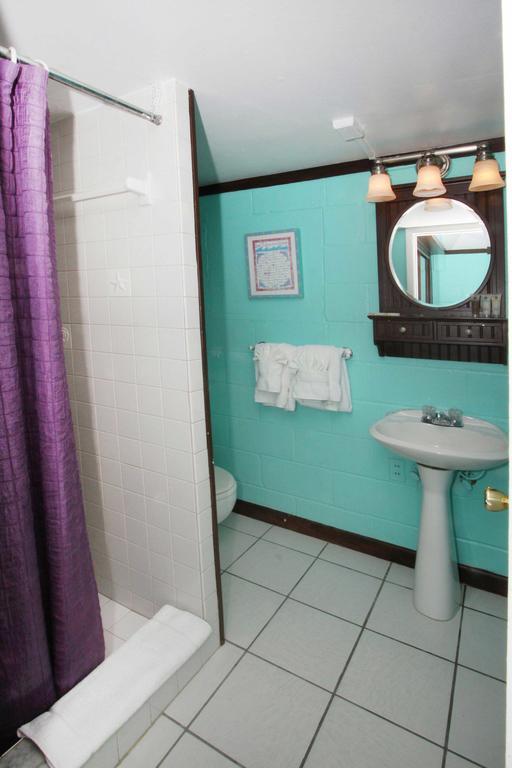 Captiva Island Inn Bed & Breakfast