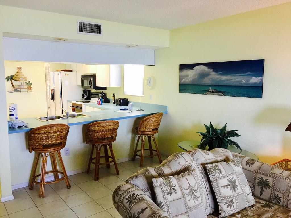 Apartment Joyce's Beachfront 2