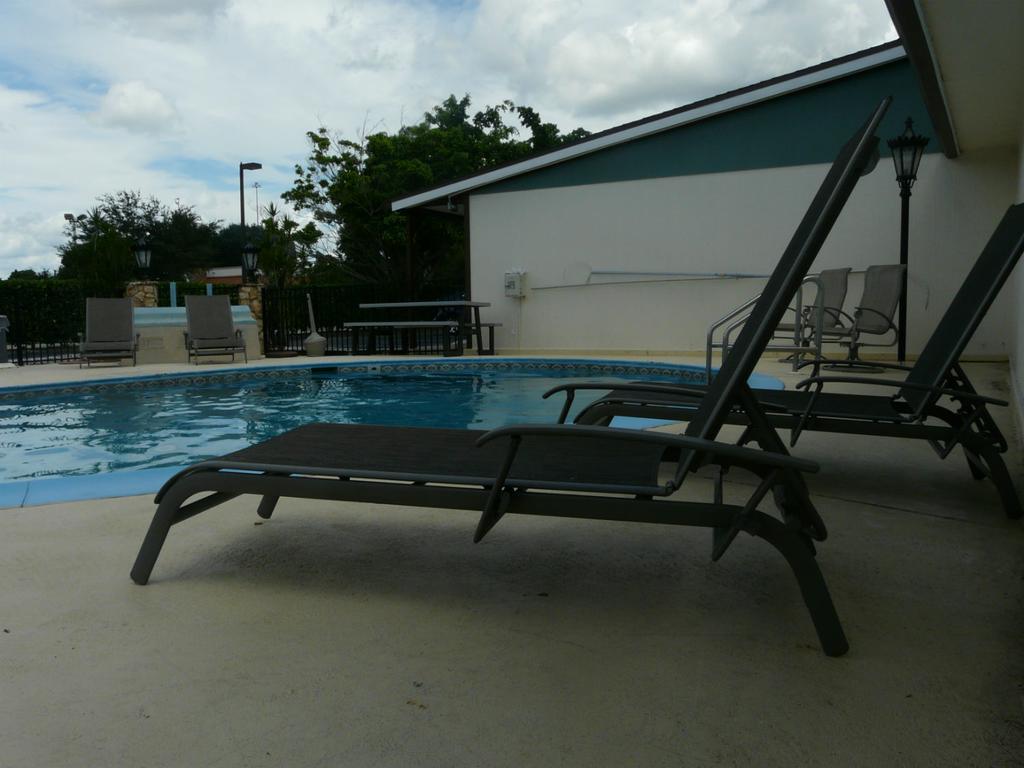 Motel Spinnaker Of Naples
