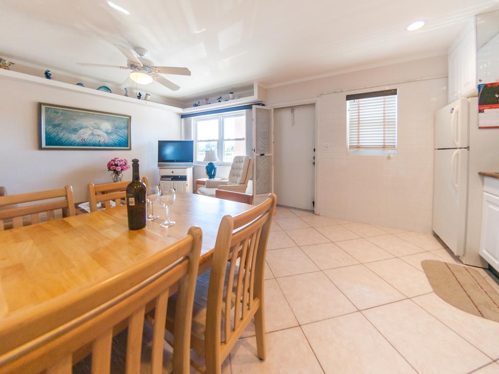Apartment Kings Crown Florida *