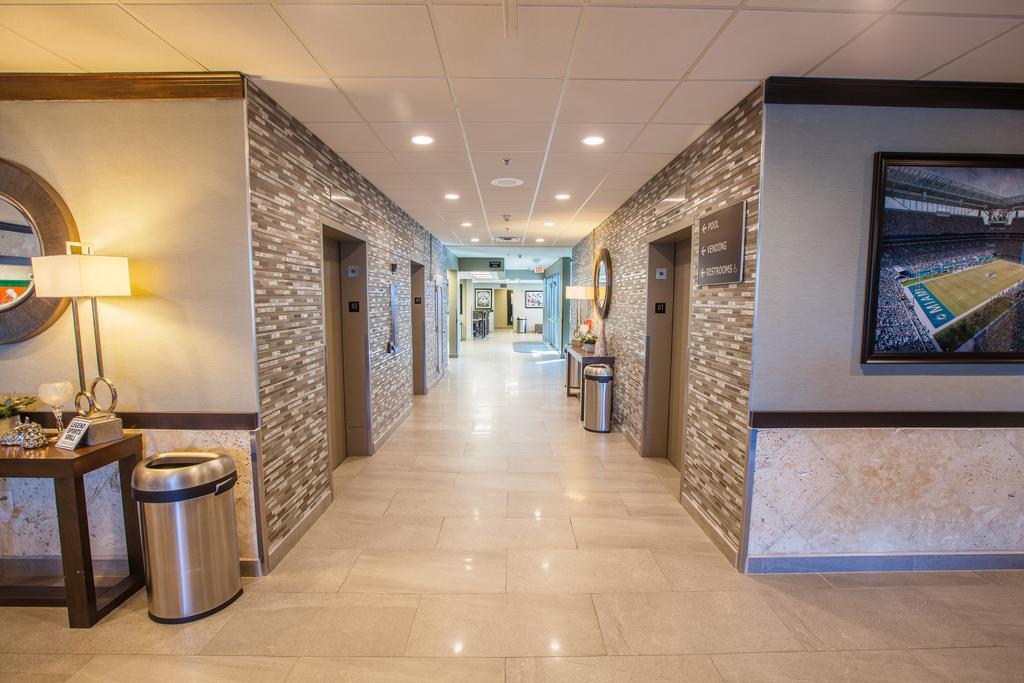 Stadium Hotel 3*
