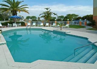 Hotel Spot X Tampa - By The Red Collection 3*