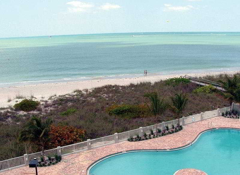 Sunset Vistas Two Bedroom Beachfront 3*