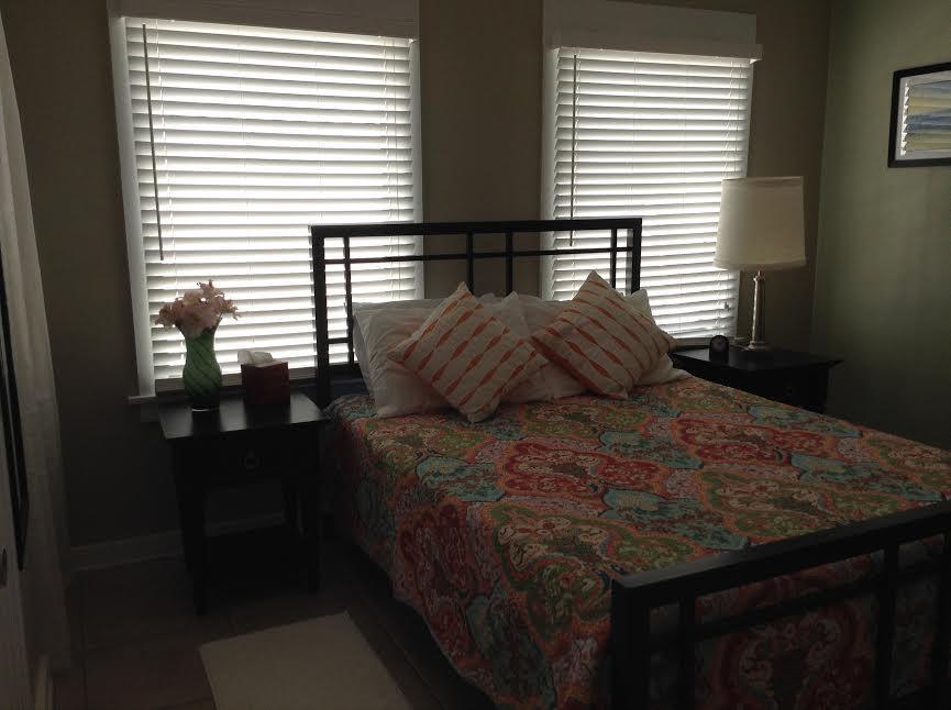 Two Bedroom Paradise Cove Unit 1 * Englewood