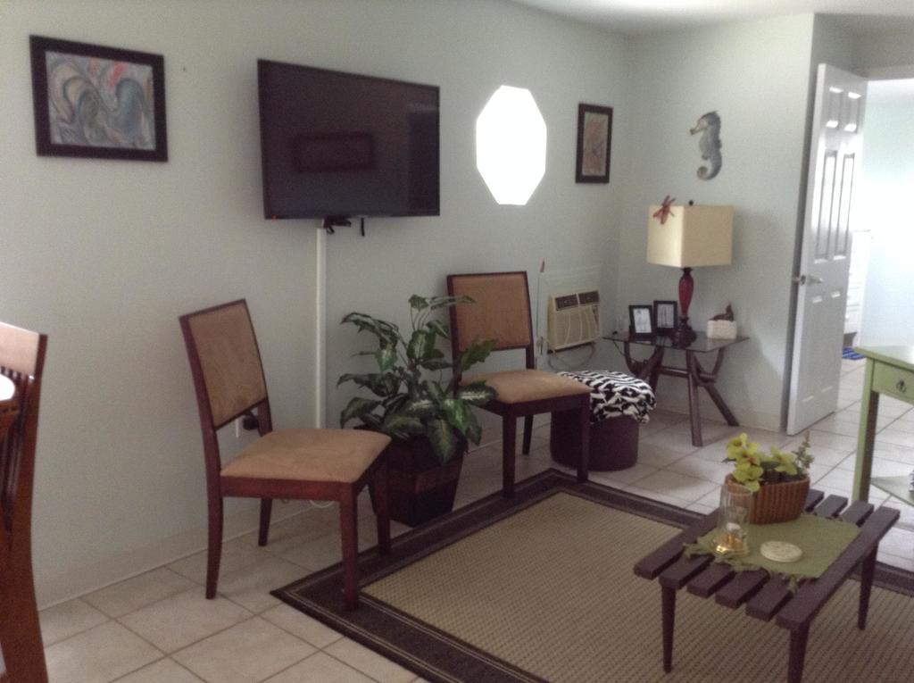 Villa One Bedroom Paradise Cove Unit 2