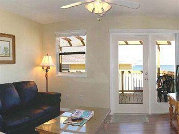 Sand Glo Villas *