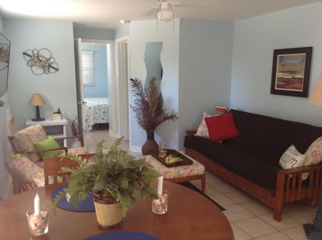 Villa One Bedroom Paradise Cove Unit 2 Englewood