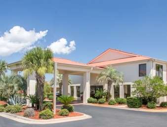 Days & By Wyndham - Near Beaches Hurlburt Motel 3*