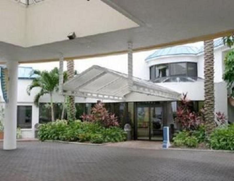Hotel Magnuson Marina Cove