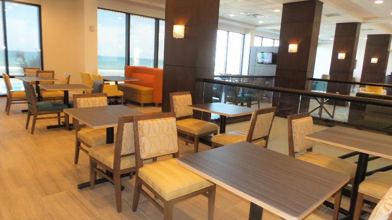 Express & Oceanfront Daytona Shores By Ihg Resort