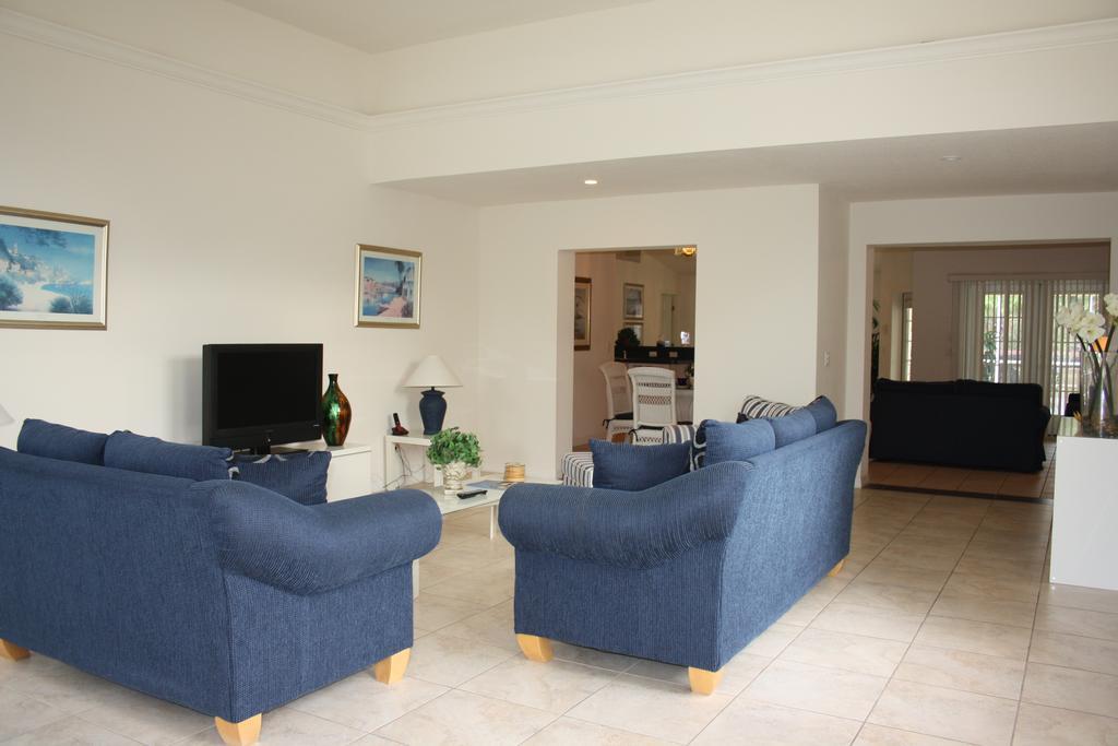 Golf Course Luxury Villa Inverness