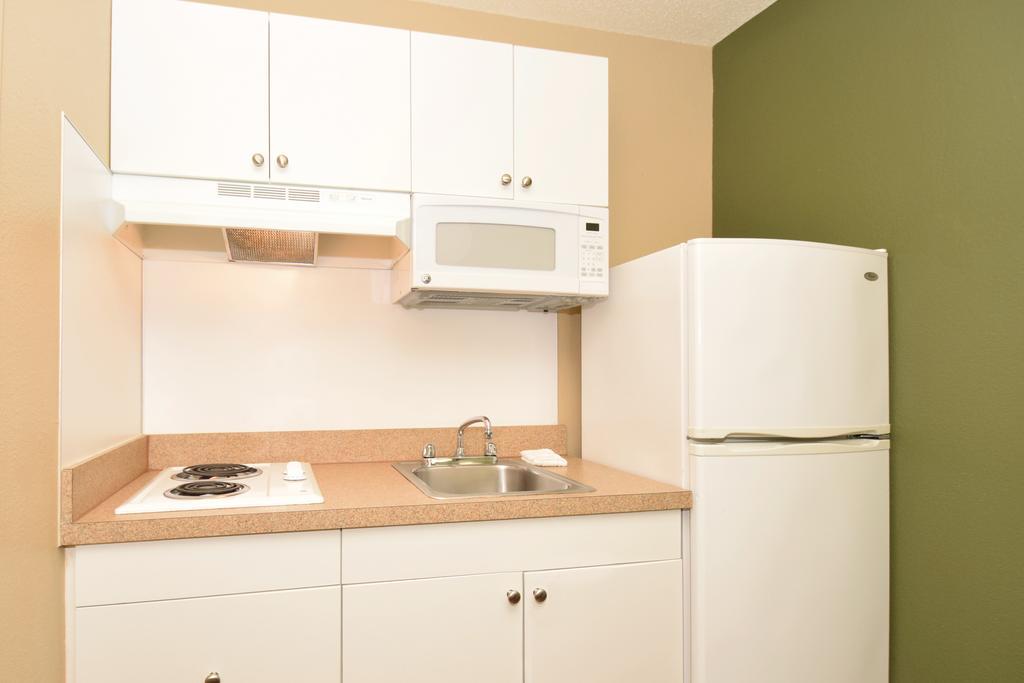 Extended America Select - - Southside - St Johns Towne Ctr