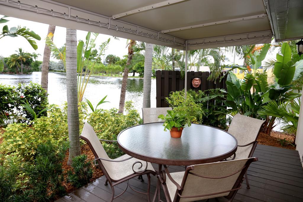 The Cabanas Guesthouse & Spa - Gay Resort Catering To Gay Men