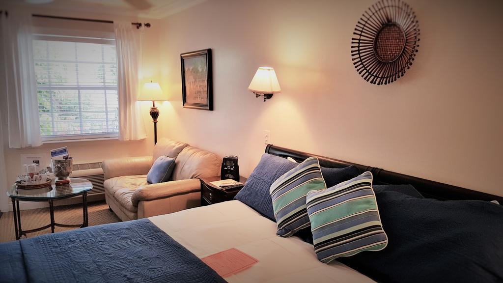 The Caribbean Court Boutique Vero Beach