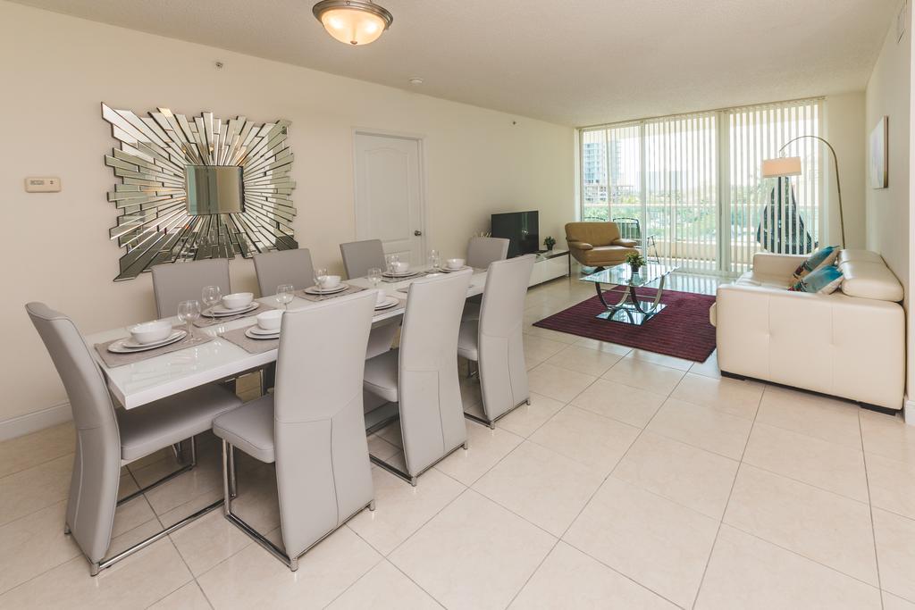 Best Holiday Suites 4*