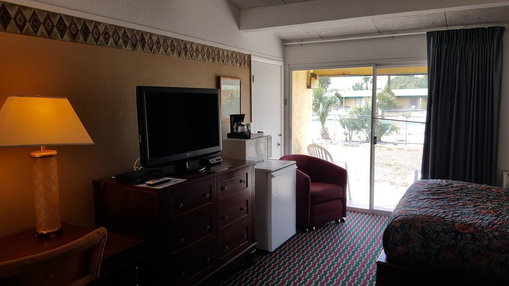 Gables Motel