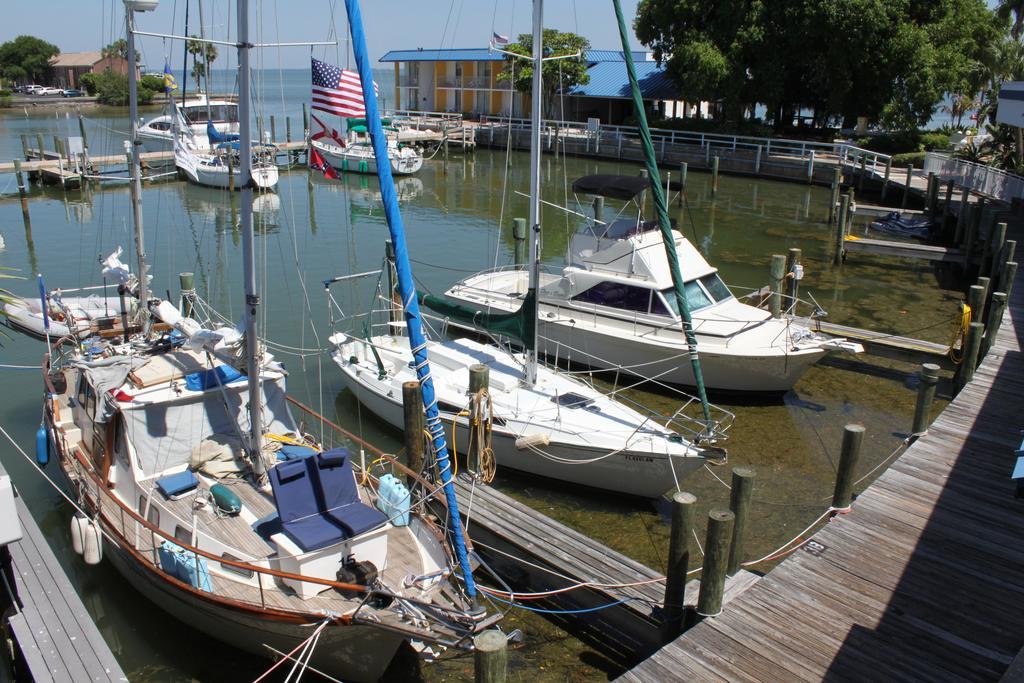 Magnuson Marina Cove Hotel