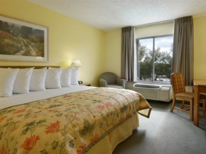 Hotel Orlando Near International Drive 3*