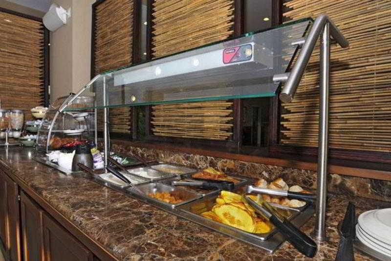 Four Points By Sheraton Jacksonville Beachfront