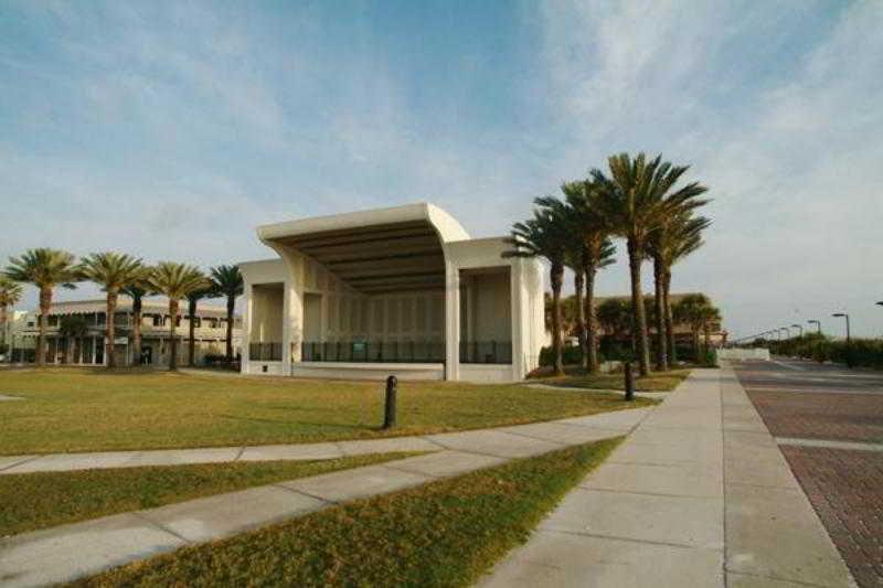 Four Points By Sheraton Jacksonville Beachfront 3*