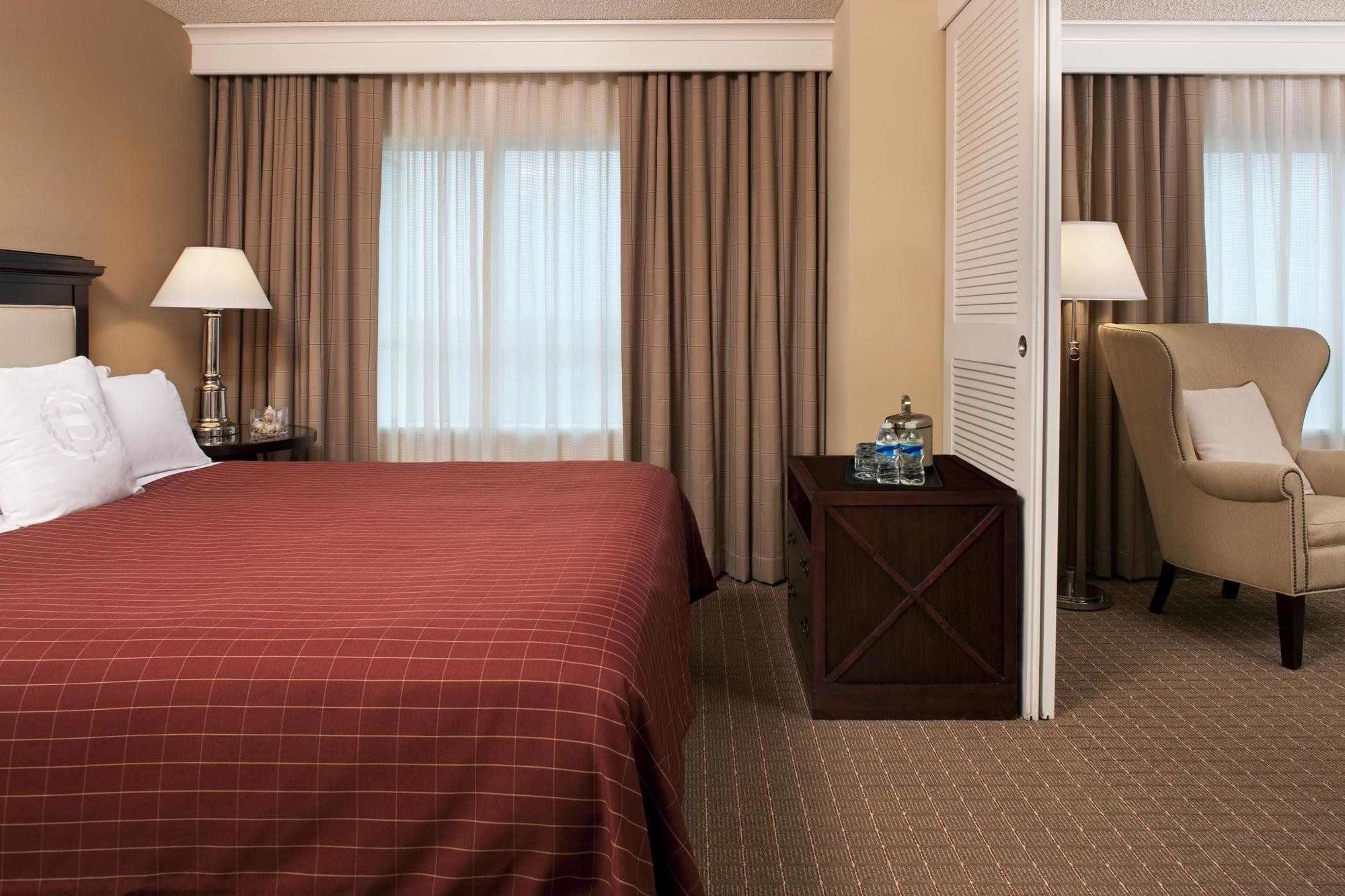 Sheraton Lauderdale West Hotel 4*
