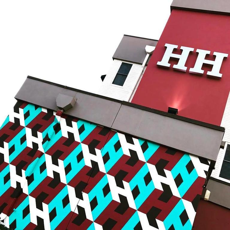 Hollander - Downtown