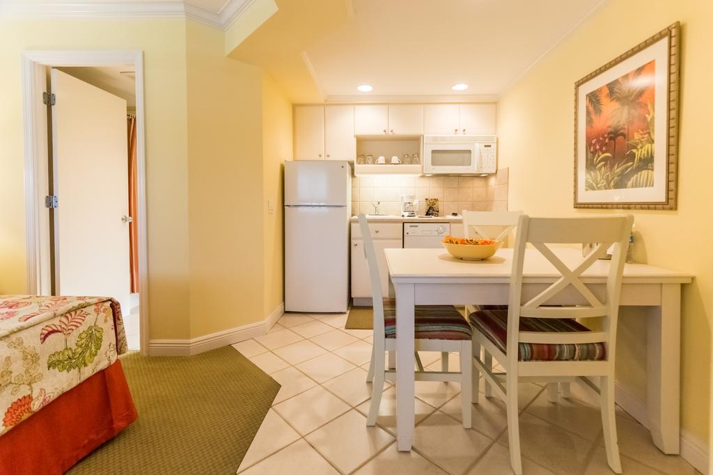 At The Beach-venice Florida Inn